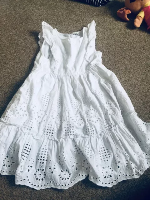 F&F Girls White Lined Dress Age 5-6 Years