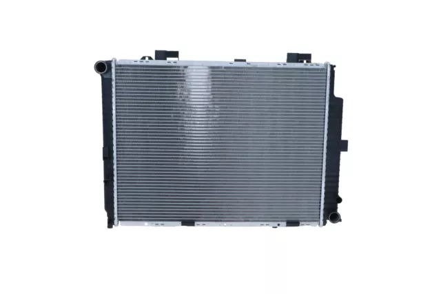 NRF Radiateur du moteur convient pour MERCEDES-BENZ E-Klasse Limousine (W210)