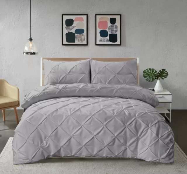 Luxuary Pintuck Duvet Cover Set With Pillow Cases Polycotton Pinch Pleat Quilt