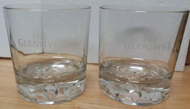 The Glenlivet Scotch Whisky Lowball Glasses Etch Heavy Base Ice Prism Design