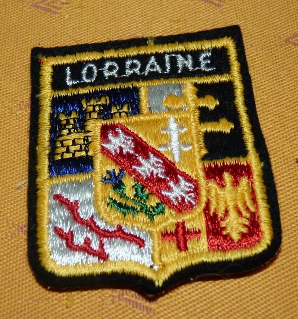 ANCIEN ÉCUSSON À coudre feutre brodé blason et devise Royan neuf