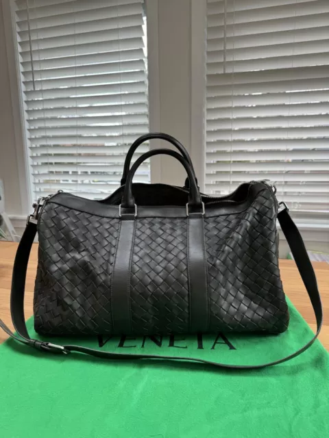 Authentic $5400 Bottega Veneta Medium Intrecciato Duffle Bag Dark Green Leather