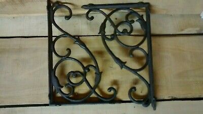 2 cast iron MEDIUM VINE Brackets for Garden or Home Heay duty Brown in Color.