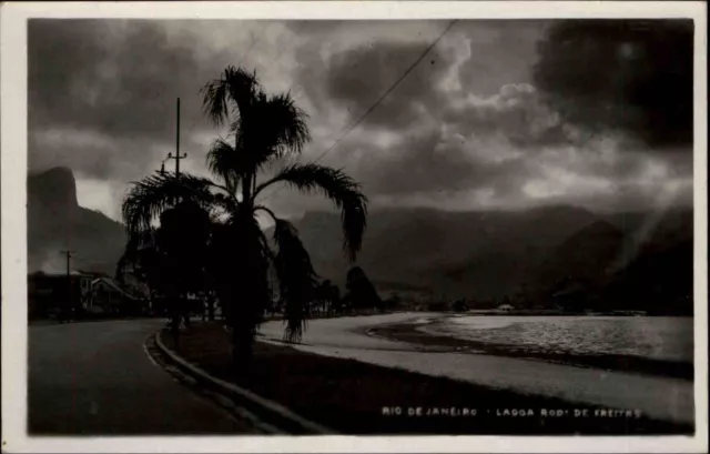 Rio de Janeiro Brasilien Brasil ~1920/30 Strandpartie bei Unwetter Postcard