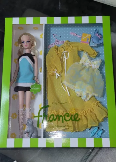 Mattel Barbie Gold Label Silkstone Kitty Corner Francie Doll Set W3469 2011 READ