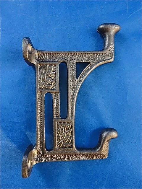 Beautiful Arts And Crafts Style Cast Iron Mackintosh Coat Hook Coat Hanger Door