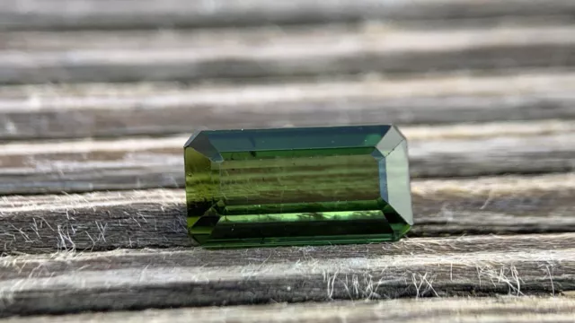 1.28ct Natürlicher Grüner Turmalin Verdelith | Genuine Green Tourmaline Gemstone