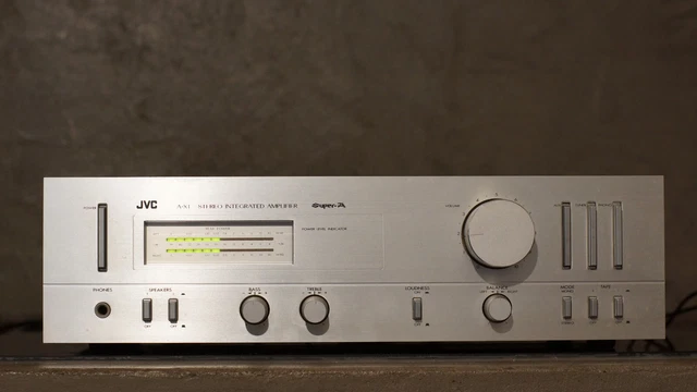 https://www.picclickimg.com/6LMAAOSw3dJjeSge/Amplificateur-integre-JVC-A-X1.webp