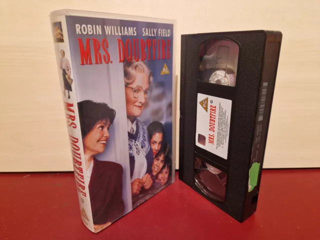 Mrs. Doubtfire - Robin Williams - Sally Field - PAL VHS Video Tape (A158)