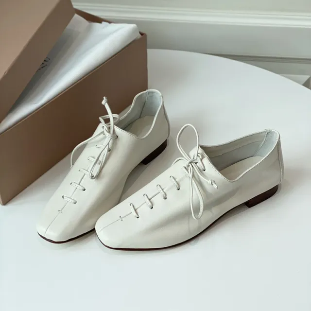 Hereu Women's Flat Bottomed Square Scalp Lace Up Soft Shoes