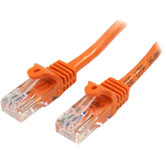 StarTech.com 0.5m Orange Cat5e Patch Cable with Snagless RJ45 Connectors - Short