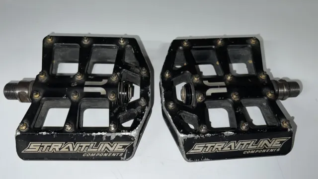 Used Straitline Components  Flat Pedal - Black