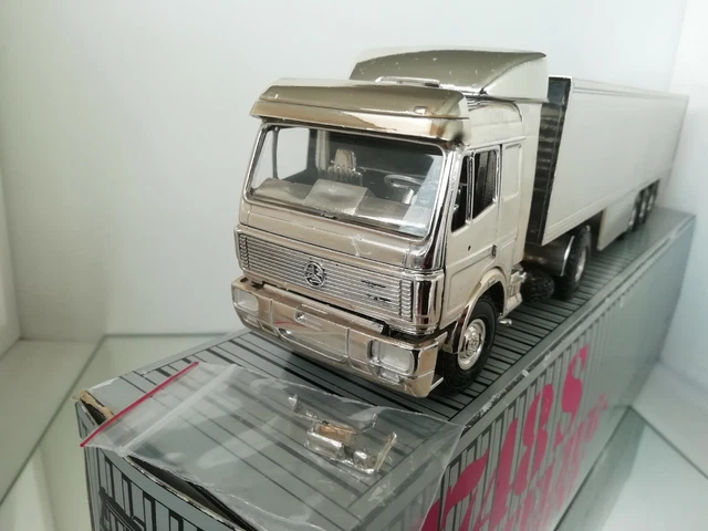 Modèle de camion pompe à béton Camion Pompe à Béton en Alliage, échelle