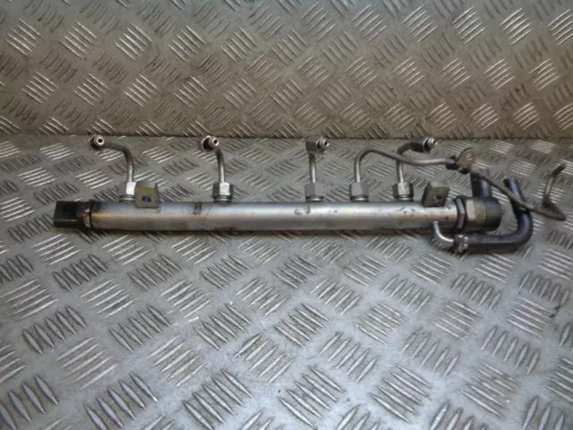 2010 Mercedes A160 Cdi (Om640.942) Diesel Fuel Injector Rail A6400702595