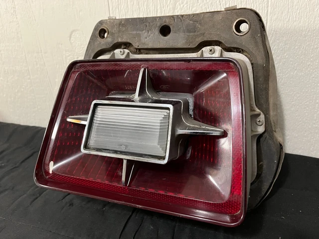 1969 Ford Galaxie 500 XL LTD Tail Light Assembly Taillight OEM Lens Housing OEM 1969 Ford Galaxie 500 XL LTD Tail Light Assembly Taillight OEM Lens Housing OEM
