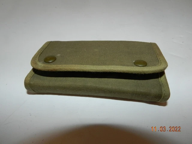 Vintage 1951 GILLETTE TECH DE Safety Razor Set in Military Khaki Case CANADA Vintage 1951 GILLETTE TECH DE Safety Razor Set in Military Khaki Case CANADA