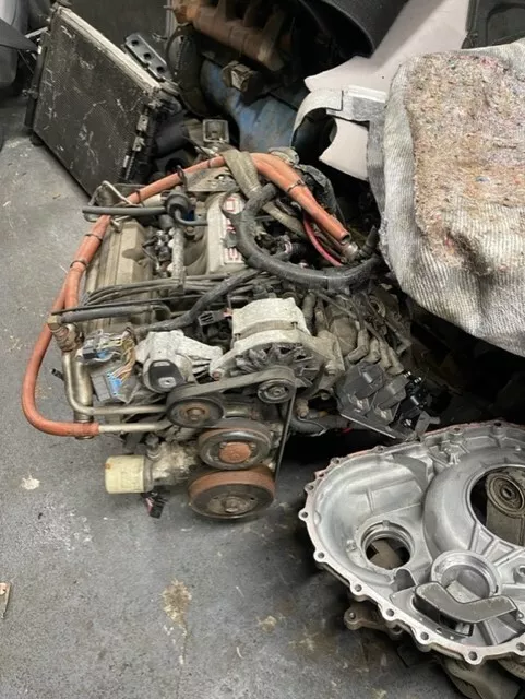 Holden VN V6 Buick V6 engine 3.8 alloy & T5 Manual Box clutch etc complete