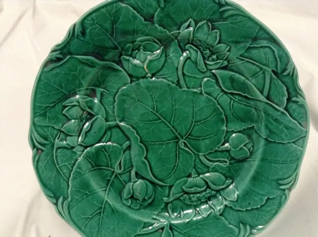 Antique Wedgwood Green Majolica Plate Water Lily Pattern 1800'S. 9 ¼ “