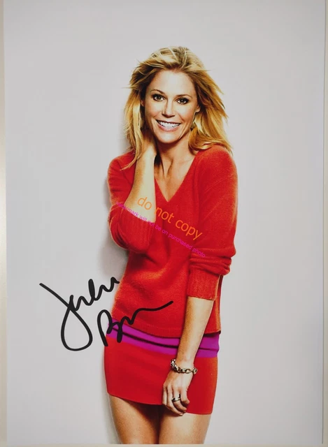Julie Bowen  Autographed signed photo