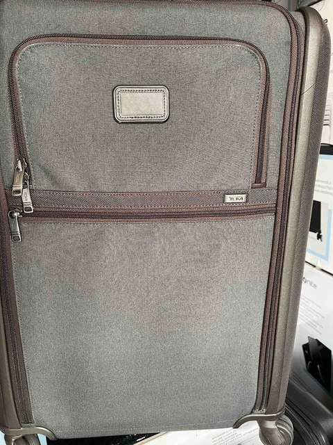 TUMI Alpha 3 Extended Trip Expandable 4 Wheeled Packing Case Suitcase