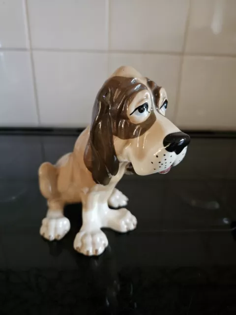 Szeiler Studio Pottery Sitting Bloodhound Dog Figure