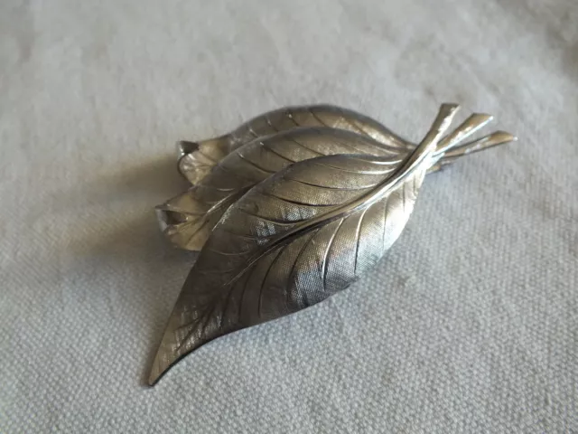 Beautiful Brooch Pin Silver Tone Matte Shiny Textured Finish Leaves 3 1/4 x 2"