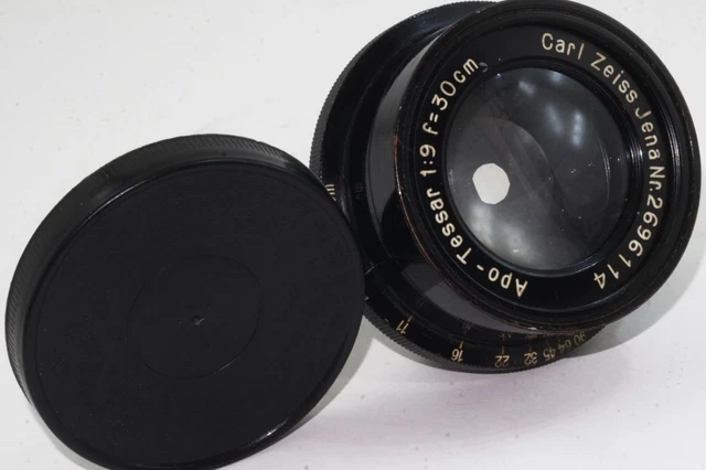 Carl Zeiss Jena Apo-Tessar 1:9 f=30cm T Nr.2696114 Großformat Objektiv