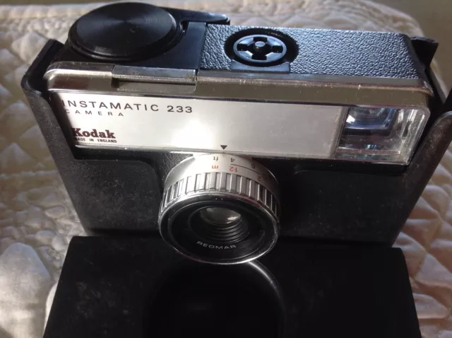 Vintage Kodak 233 Instamatic, Sony Cyber Shot cameras