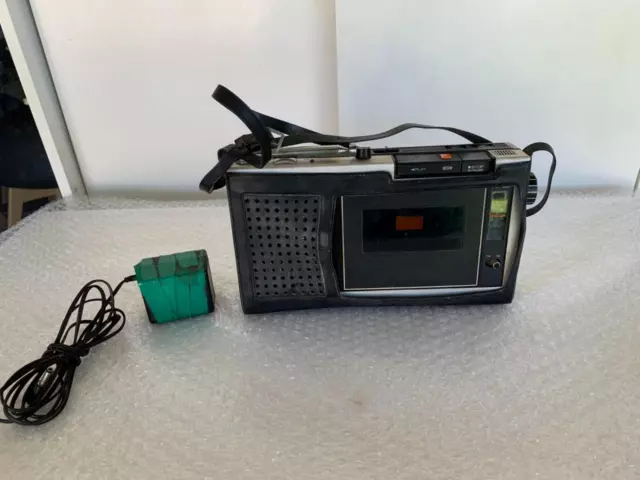 Vintage National Panasonic Rq-215S Cassette Tape Player Recorder Fm Am Radio