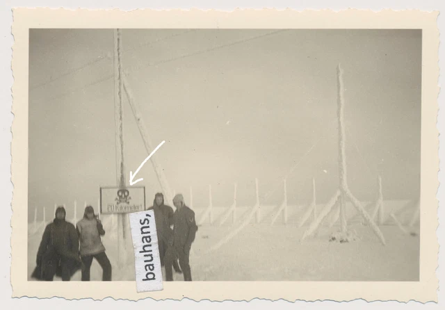 Finnland, Kaunispää, Wehrmacht Soldaten Schild mit TK 20 Km, 2.WK (2735a)