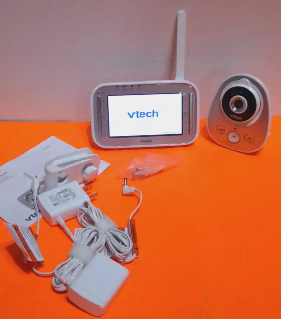 VTech VM342 Expandable Video Baby Monitor with Auto Night Vision ONE Camera USED