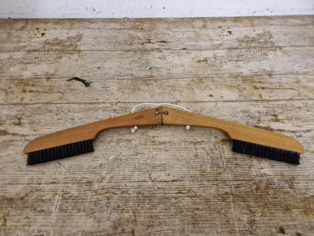 45 cm Wooden Folding Pure Bristle Travel Clothes Brush & Hanger