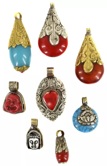 8 Loose Tibetan Resin Repoussé Pendants