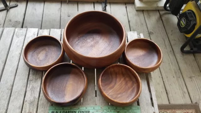 Beautiful Vintage Teak Wood MCM Salad Bowl Set 5 bowls