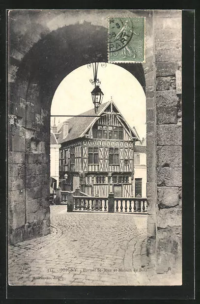 CPA Joigny, Portail St. Jean et Maison de Bois 1906