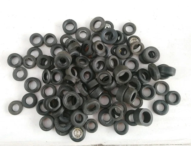 8 pneus Dinky Toys 15/8 noirs lisses pour voitures miniatures séries 24
