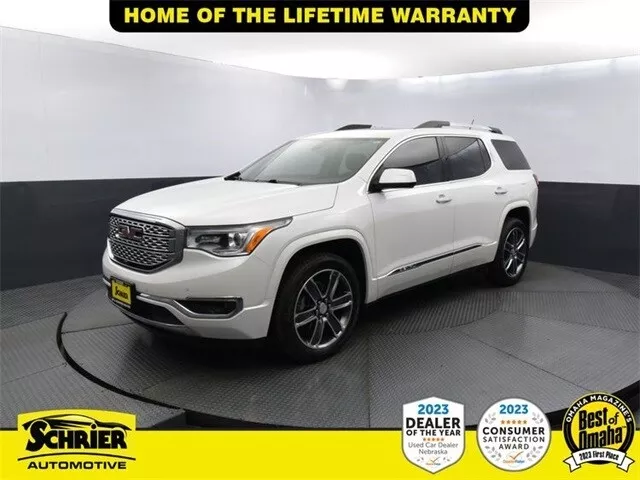 2017 GMC Acadia Denali
