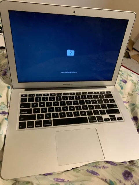 MacBook Air 13 2017 1.8 GHz Intel Core i5 8GB 128GB SSD For parts