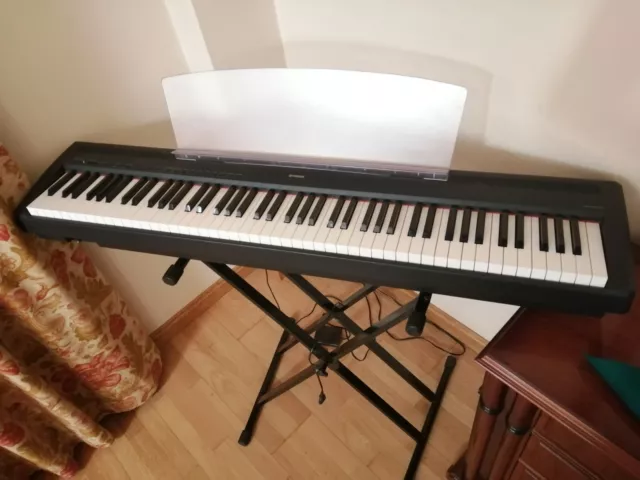 Piano digital Yamaha p-85