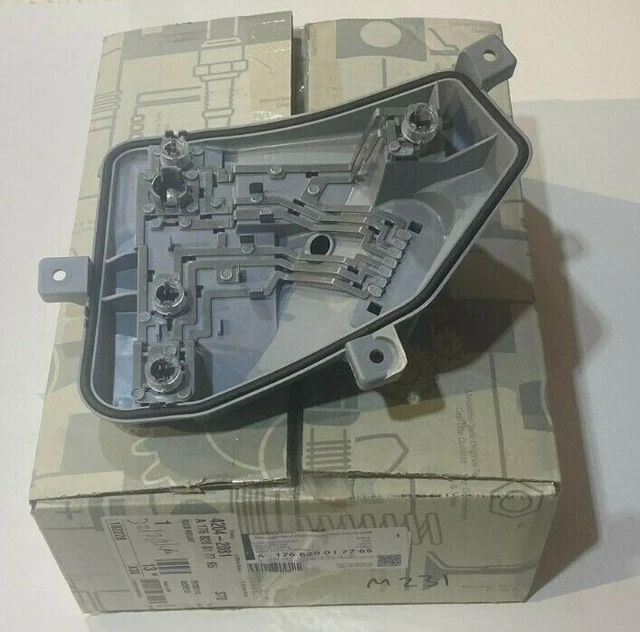 Genuine Mercedes-Benz A Class W176 Rear Right Tail Light Bulb Holder