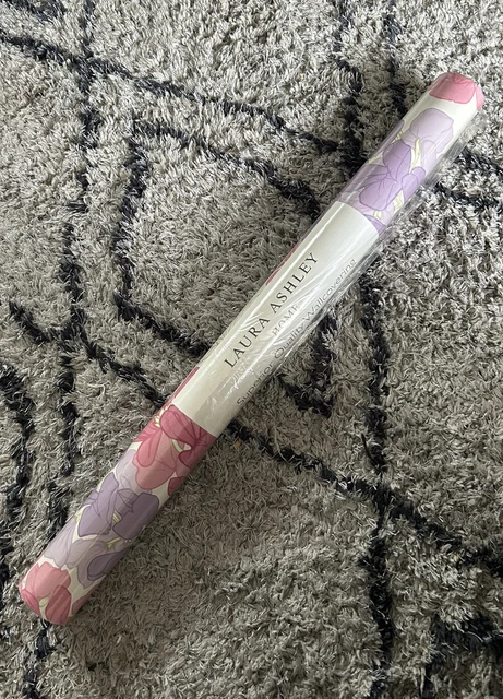 LAURA ASHLEY Home Vintage Floral ‘Marissa’ Wallpaper Single Roll New Sealed