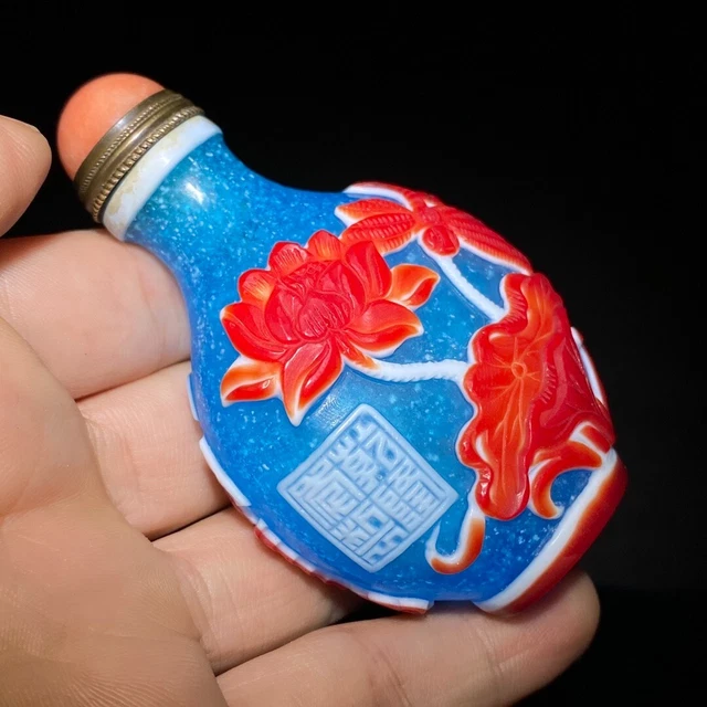 Collect noble old Coloured glaze carved Goldfish Lotus statue snuff bottle