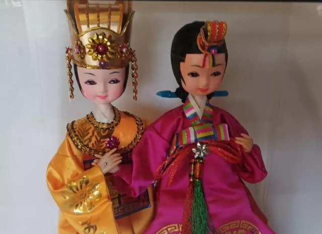 Korean Native Dolls Ceremonial in Display Case Korean Royalty Dolls