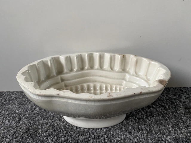 Vintage Antique Victorian Ceramic Jelly Mould 