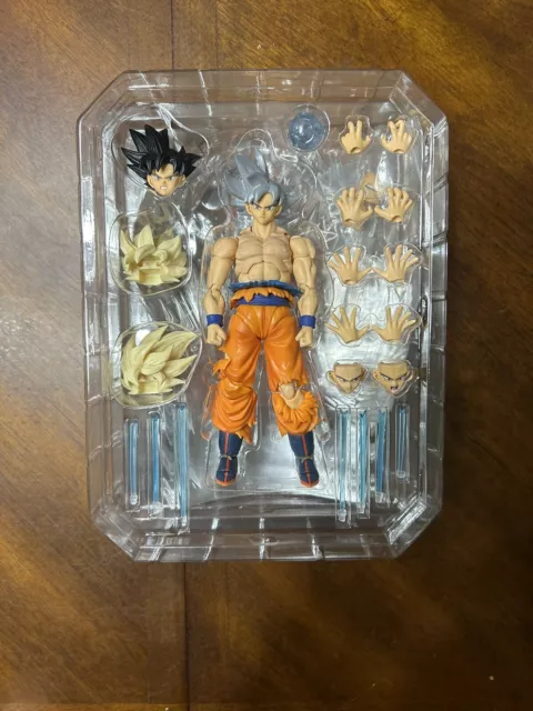 Boneco Sh Figuarts Goku Ultra Instinct Superior Dragon Ball - R$ 651,9