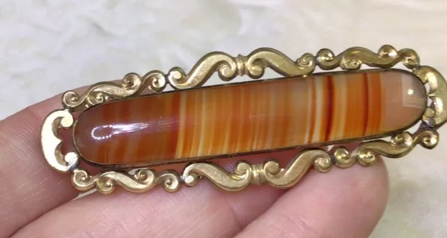 Antique Victorian beautiful large Pinchbeck and banded agate brooch