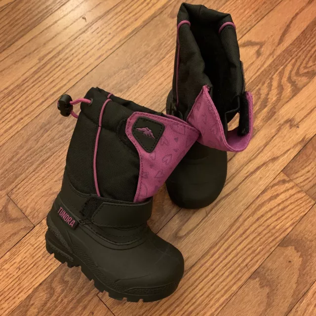 Tundra Toddler Size 5 Boots Winter Snow Shoes pink black Hearts