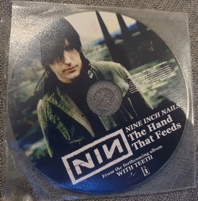 【希少】NINE INCH NAILS PROMO REEL '89 - '94 nine-inch-nails-promo-tape-v0-