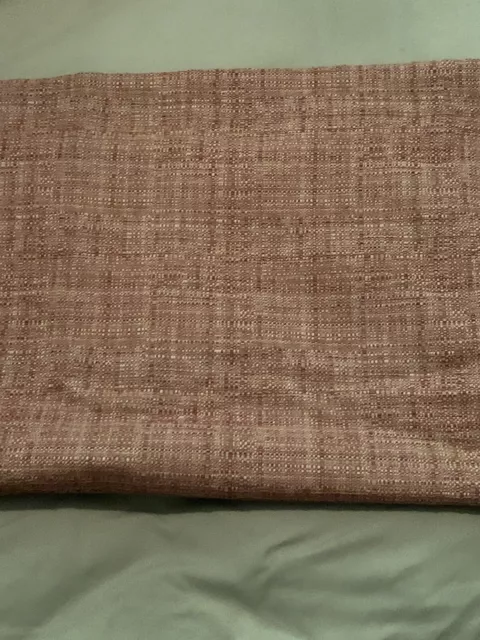 Neiman Marcus Legacy King Sham Textured Brown/Burgundy 29”x 29” Neiman Marcus Legacy King Sham Textured Brown/Burgundy 29”x 29”