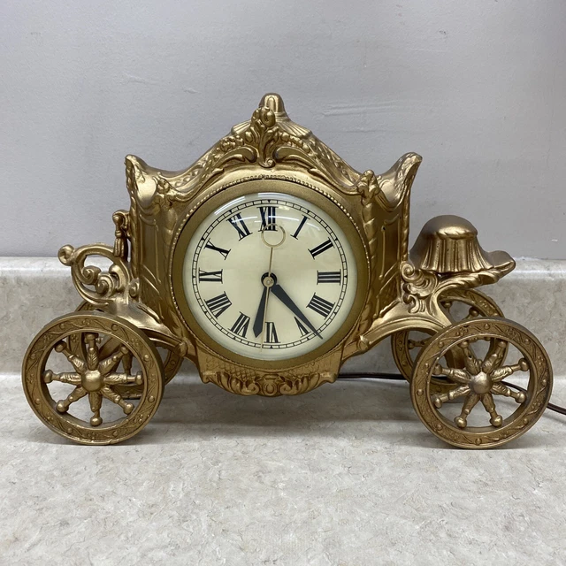 VINTAGE UNITED CLOCK Corp. Coronation Coach Royal Carriage NY Mantle